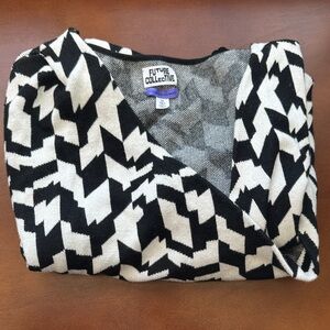 Future Collective Women's
Asymmetrical V-Neck Pullover Crop
Sweater 3X Black